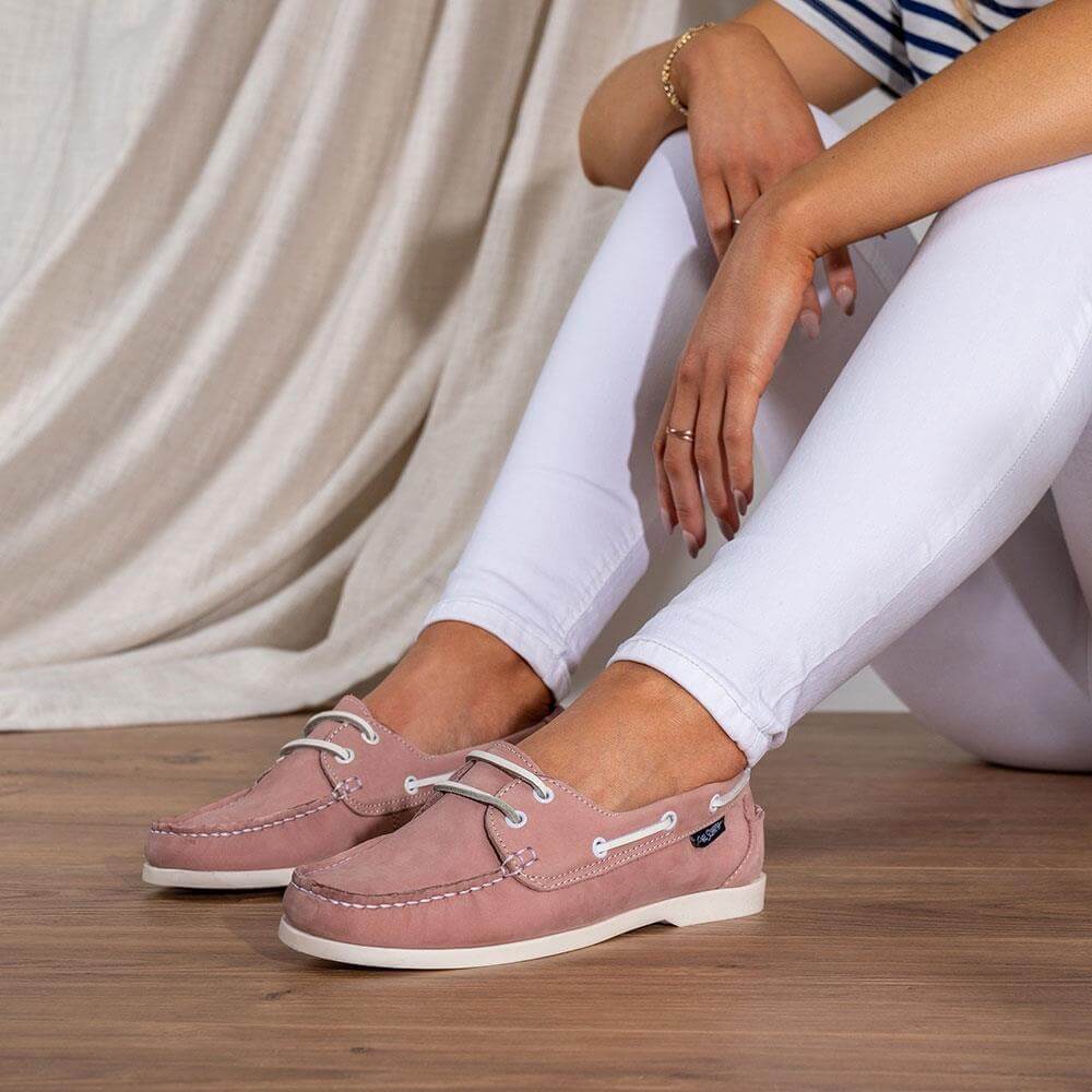 Women's store boat sneakers